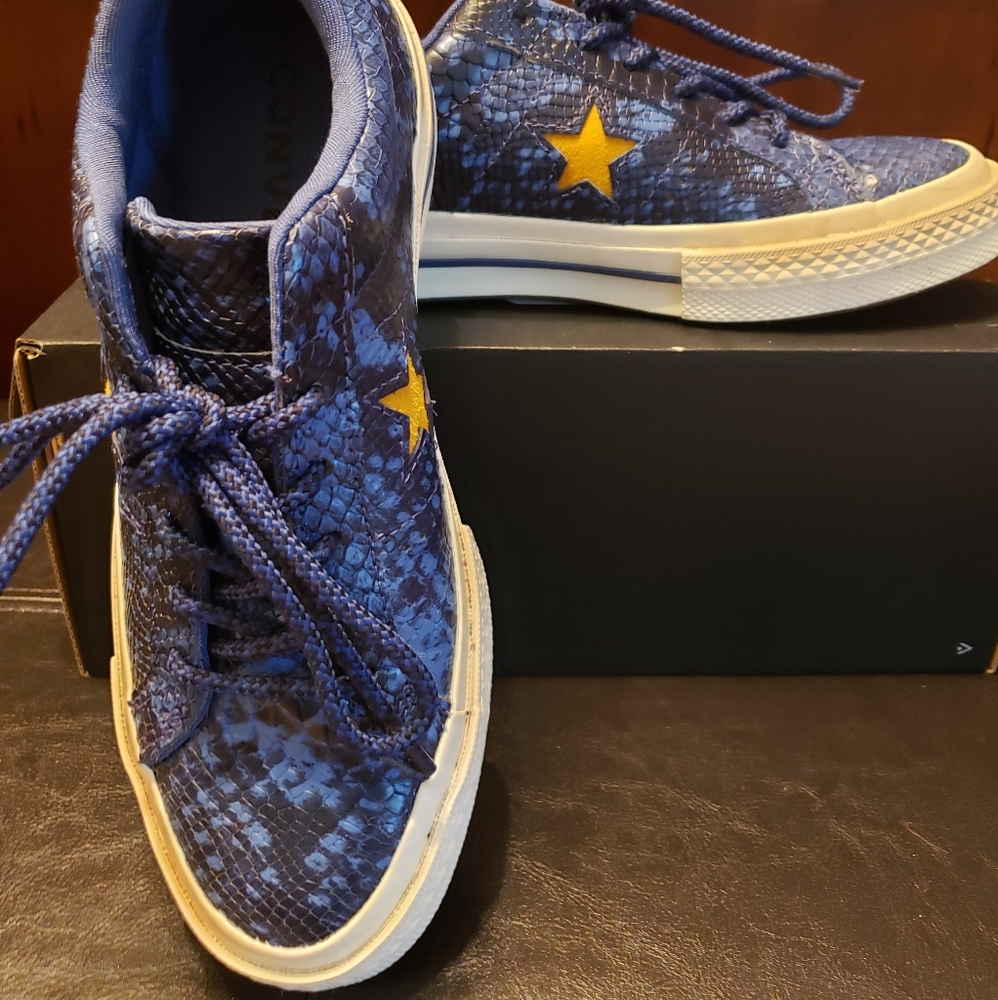 ⭐ Converse Unisex One Star Ox 🐂